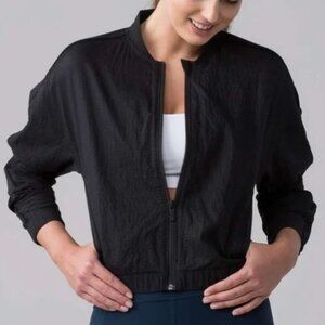 Lululemon Jacket Women’s Black Pack Light Bomber Vented Outdoor Active Zip